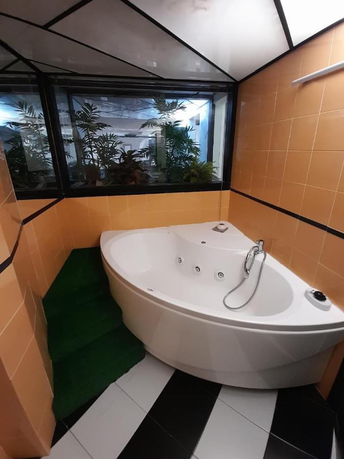 Corte Lambruschini Central Apartment With Free Covered Parking Genua Buitenkant foto