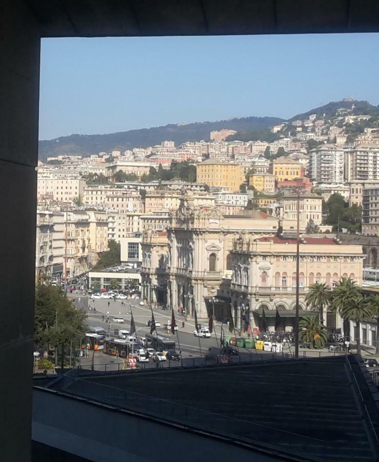 Corte Lambruschini Central Apartment With Free Covered Parking Genua Buitenkant foto